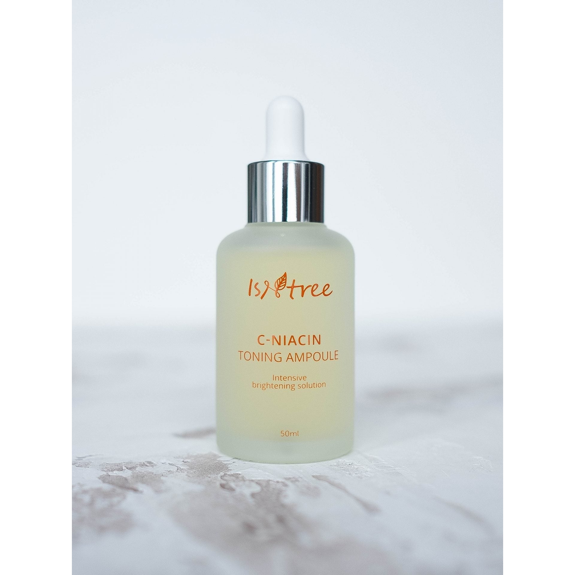 isntree-ampoule-default-title-isntree-c-niacin-toning-ampoule-50ml-39380314521839.jpg