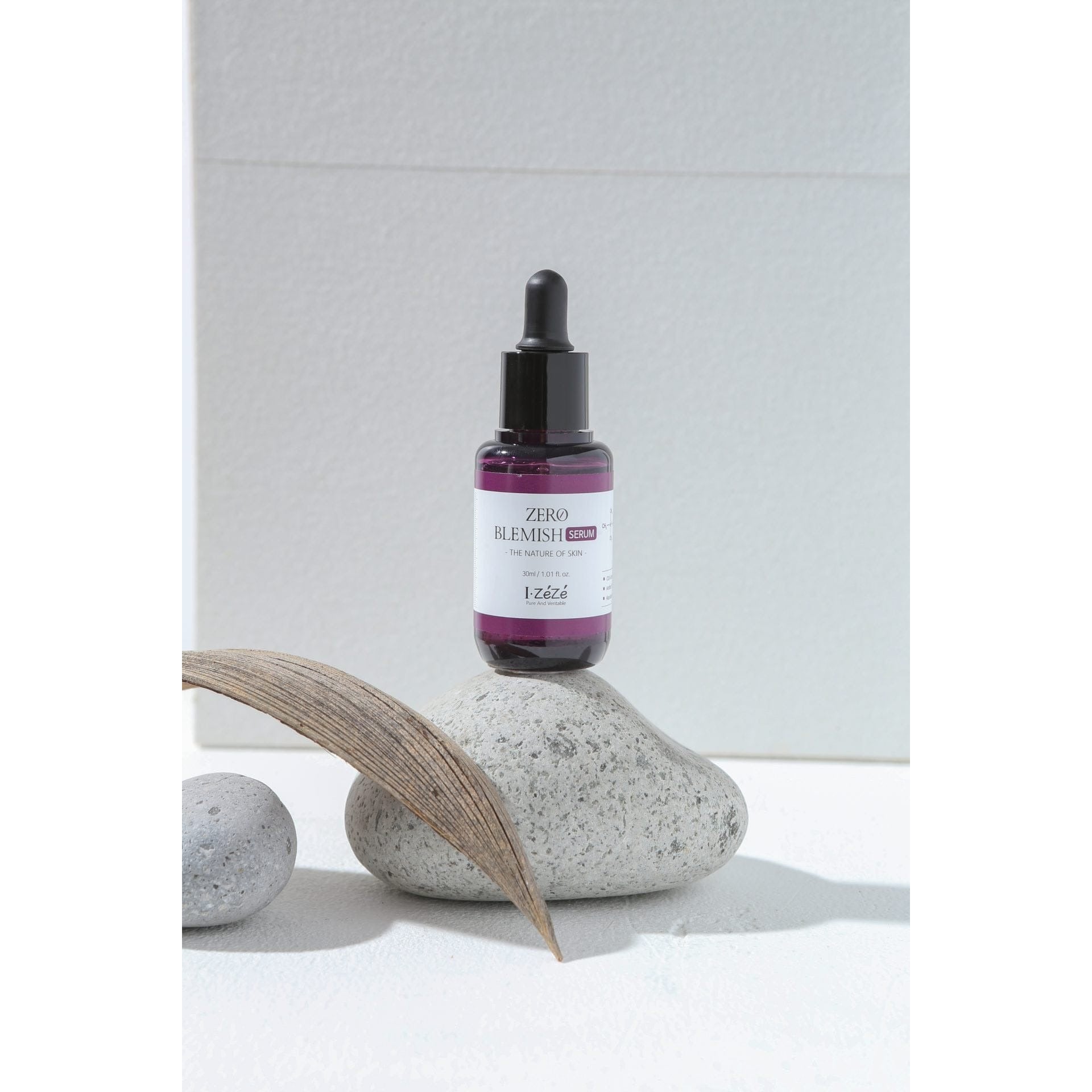 izeze-serum-default-title-zero-blemish-serum-30ml-39380389855471.jpg