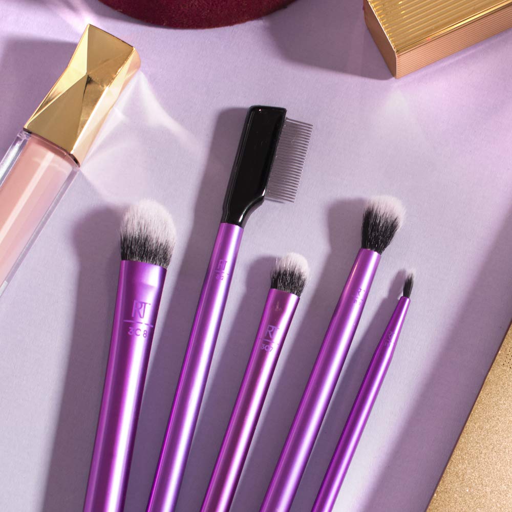 real-technique-makeup-tools-default-title-real-techniques-enhanced-eye-set-39380375732463.jpg